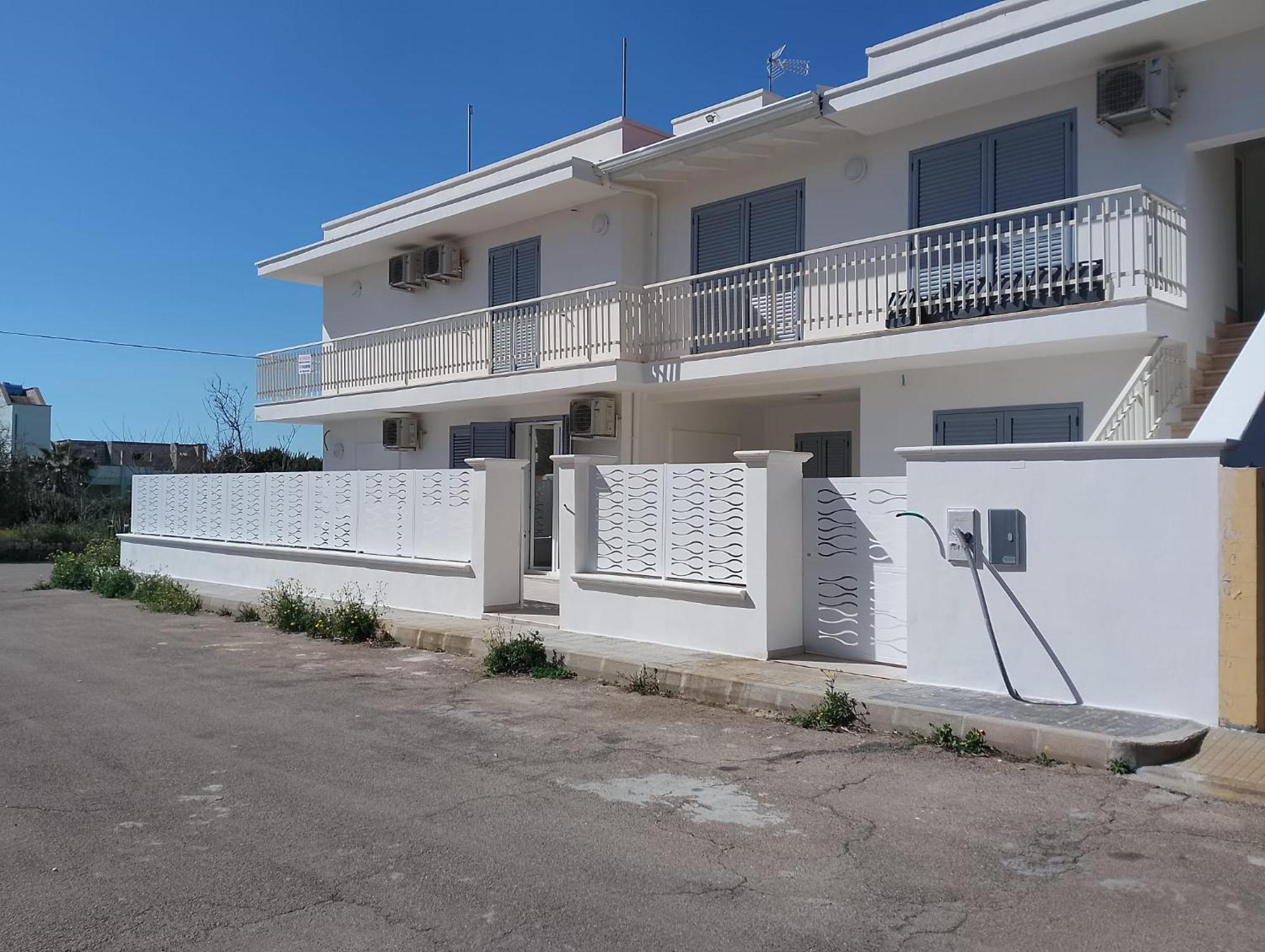 Punta Grossa Apartments By My Home Apulia 토레 라필로 외부 사진